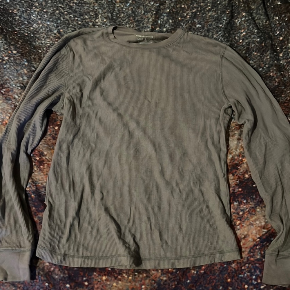 Old Navy- Classic Grey Waffle Style Thermal Shirt
